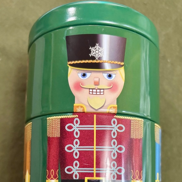 Hudson's Bay Canada Nutcracker Bank Tin Canister Toy Turning 3 sections - Picture 2 of 10